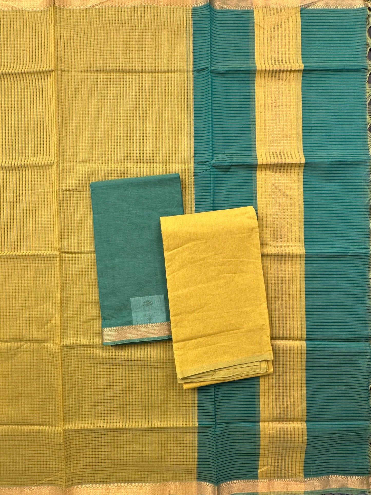 Green Mangalgiri Pure Cotton Unstitched 3-Piece Suit