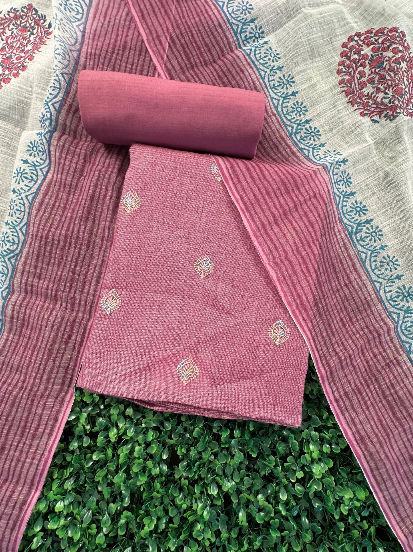 Magenta Jute Cotton 3-Piece Suit
