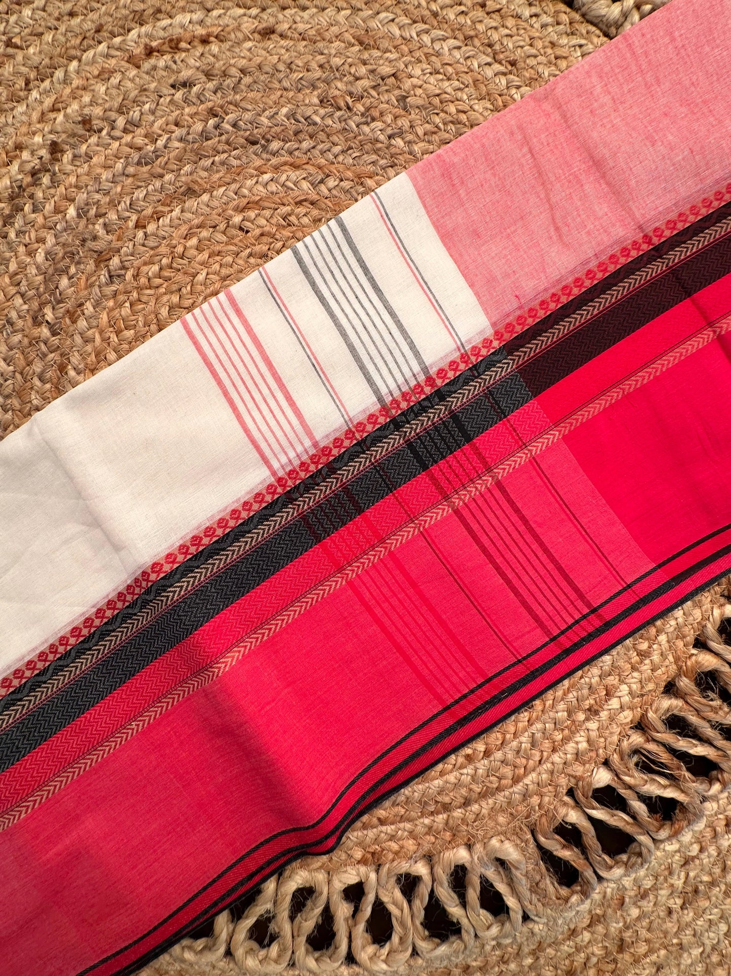 Off White-Red Piyali Bengal Cotton Saree