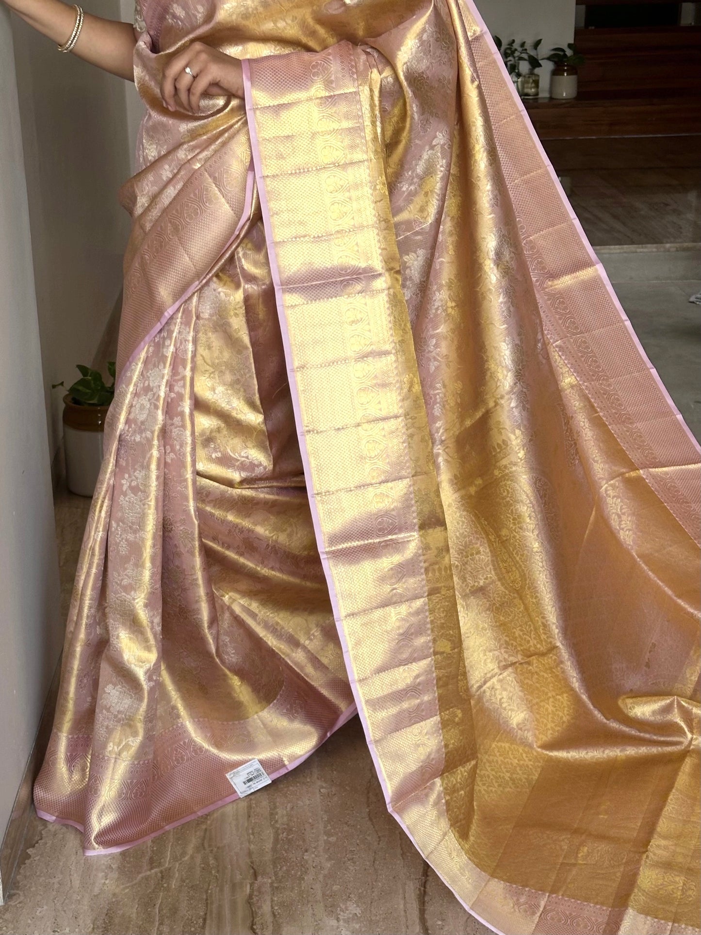 Baby Pink Handloom Jamawar Pure Tissue Silk Saree