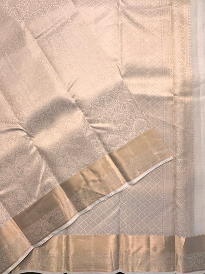 Off White Handloom Kanjivaram Jamawar Pure Silk Saree