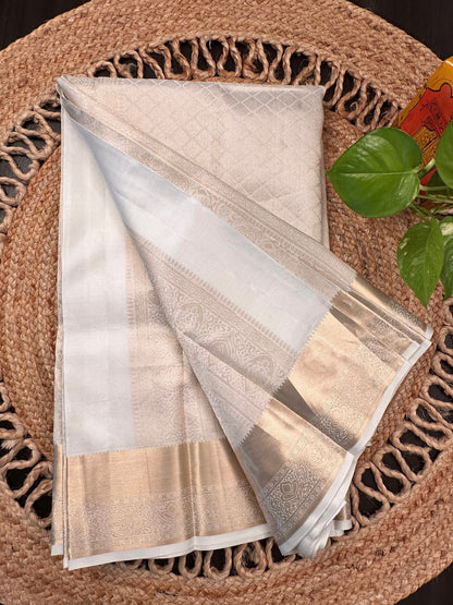 Off White Handloom Kanjivaram Jamawar Pure Silk Saree