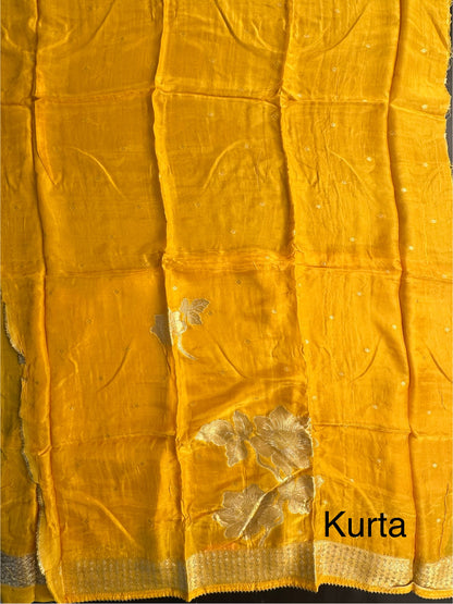 Yellow Crepe Unstitched 3-Piece Suit