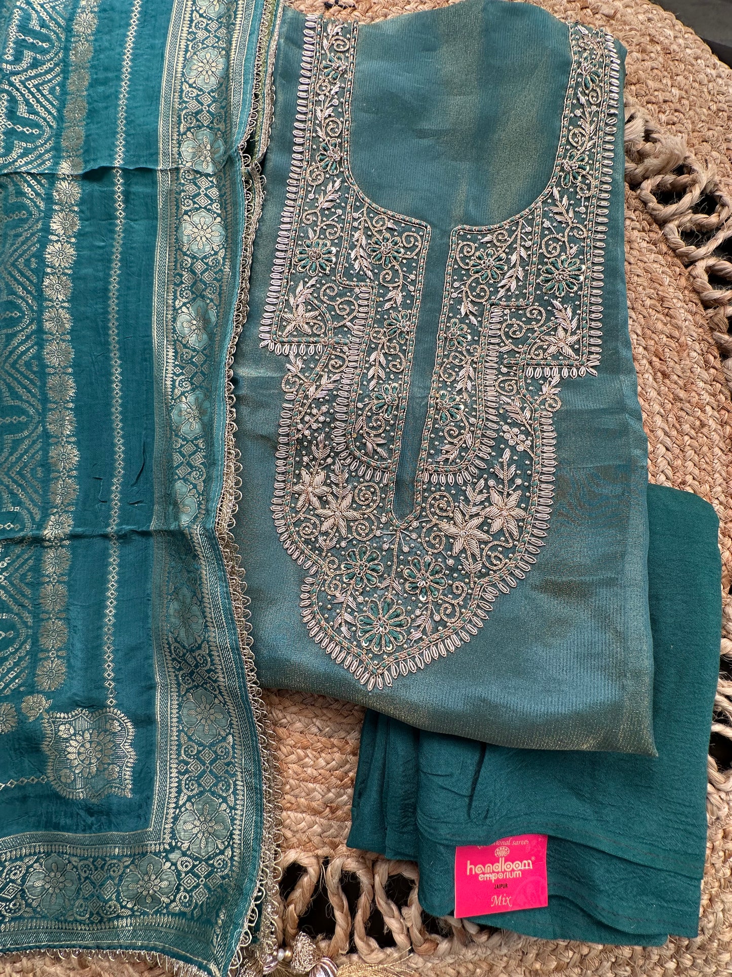 Sea Green Blended Tissue Suit