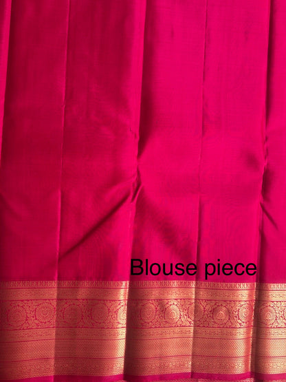 Magenta Handloom Kanjivaram Pure Silk Saree
