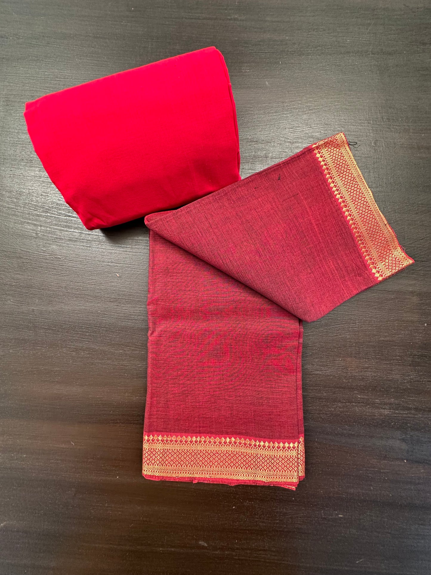 Maroon Mangalgiri Pure Cotton Unstitched 3-Piece Suit