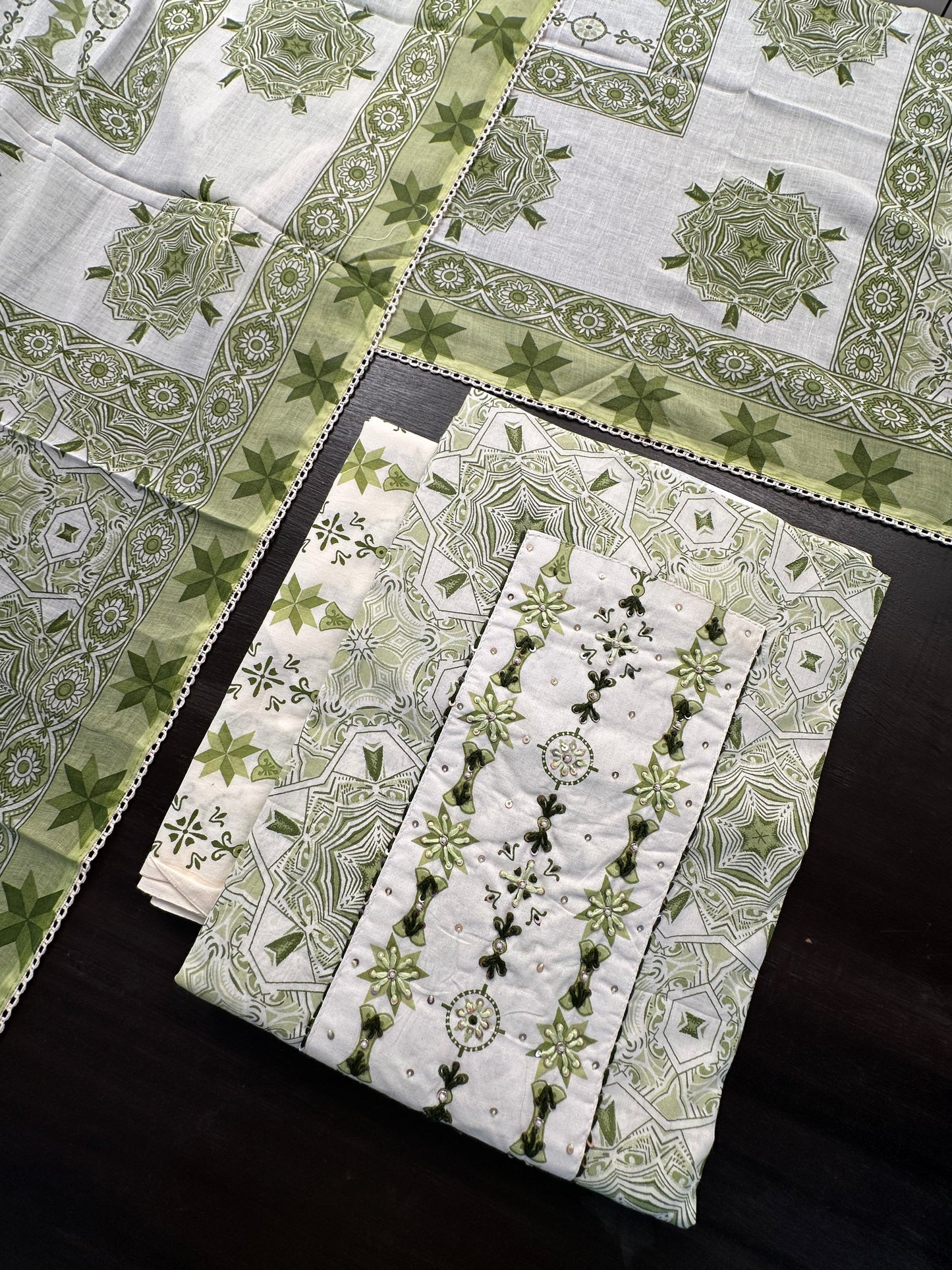 Off White-Green  Necktie Cotton 3-Piece Suit