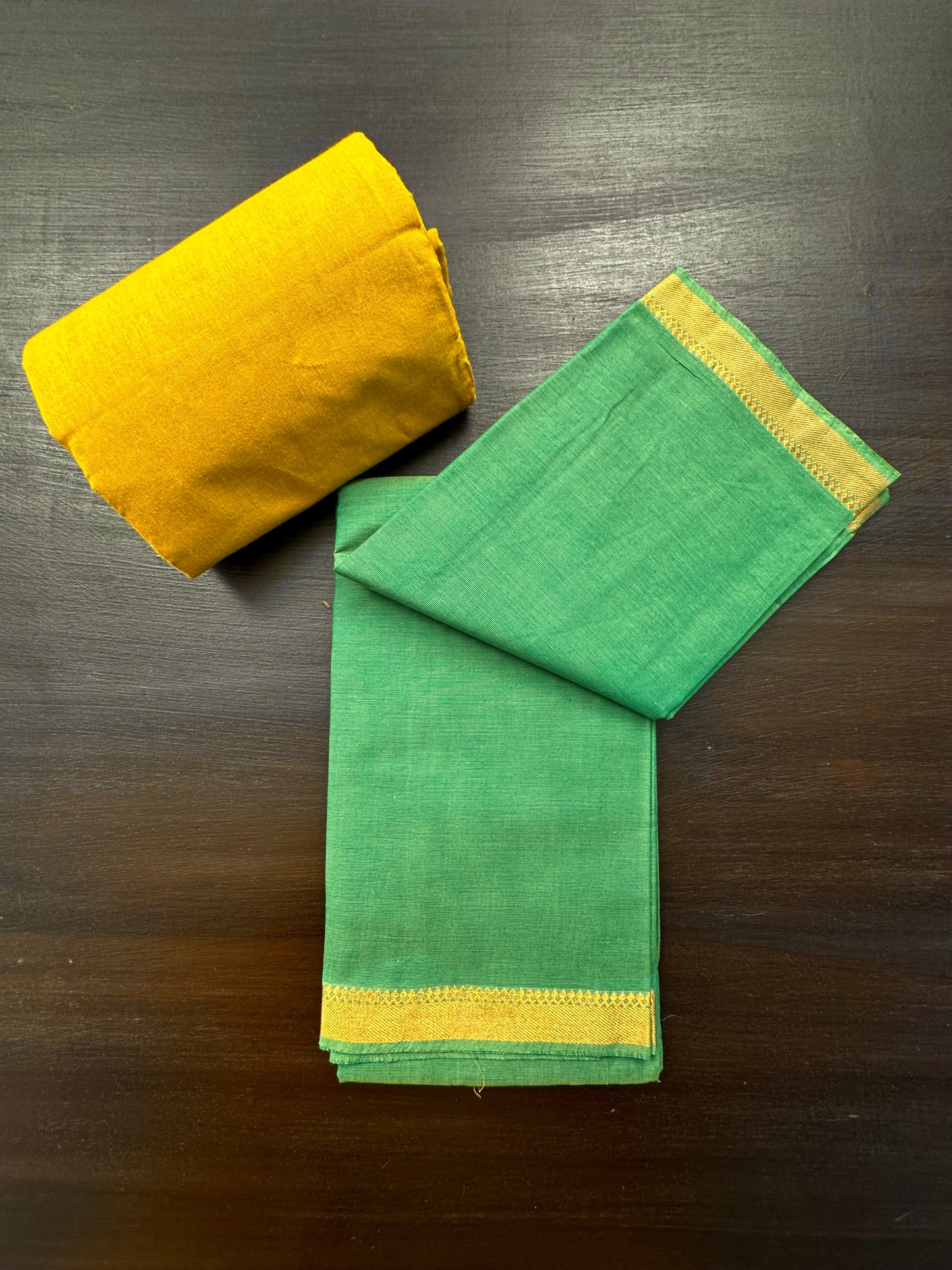 Green Mangalgiri Pure Cotton Unstitched 3-Piece Suit