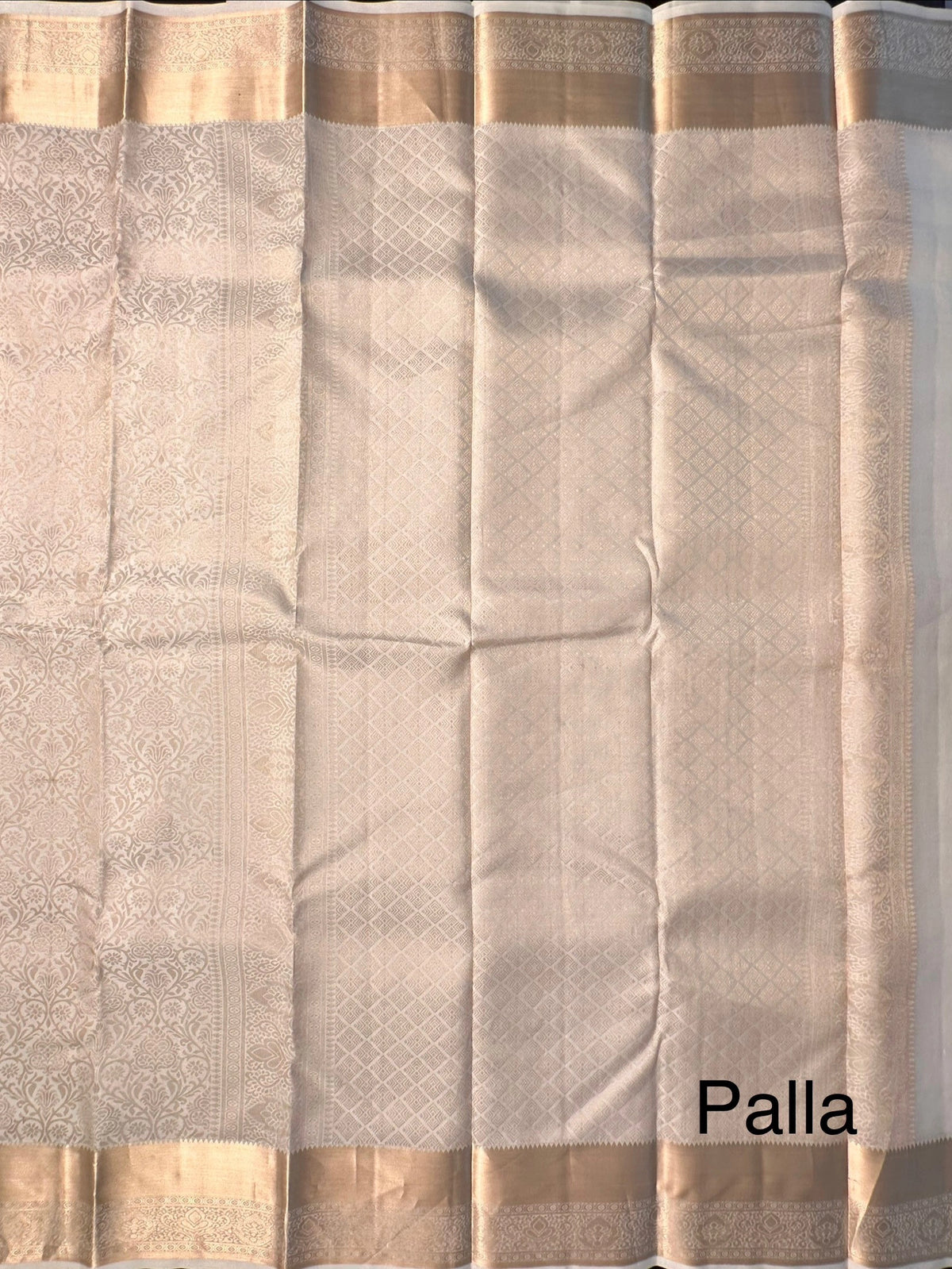 Off White Handloom Kanjivaram Jamawar Pure Silk Saree