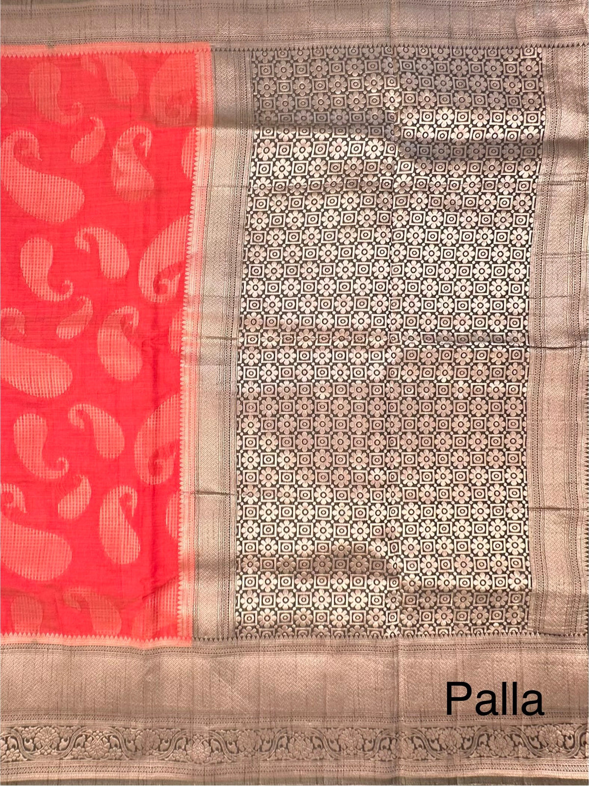 Red-Khaki Green Himadari Artificial Silk Saree