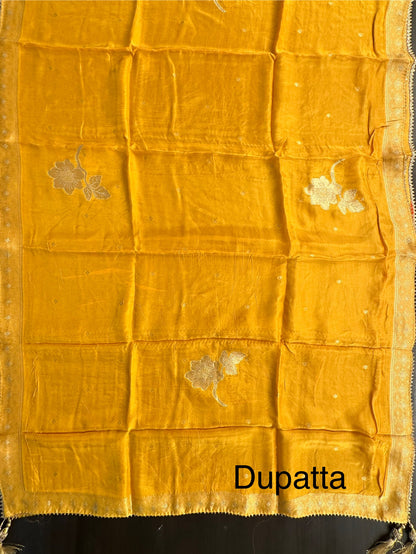 Yellow Crepe Unstitched 3-Piece Suit